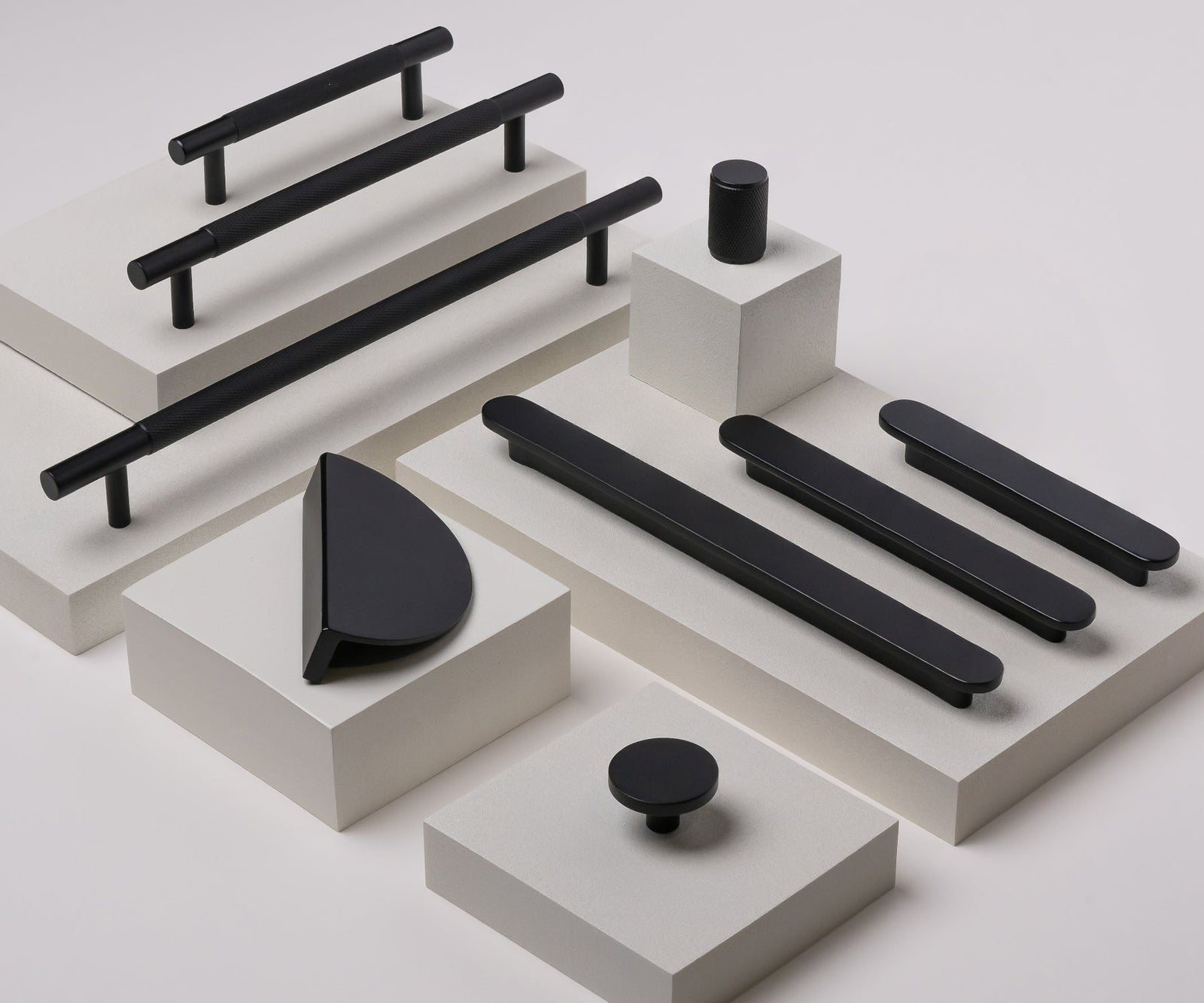 5 Stylish Ways to Add Black to Your Kitchen