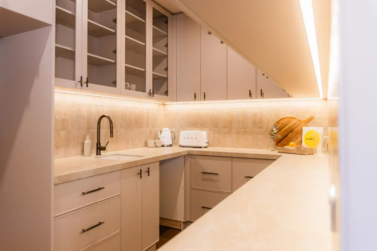 JVella Builders x Manovella