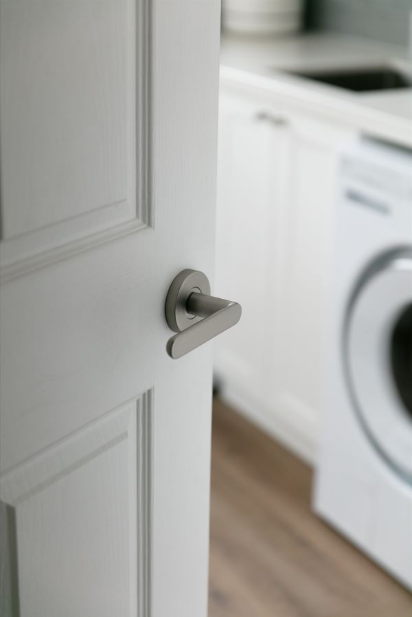 Brushed Nickel Large Rose Adaptor Kit - 65mm Diameter